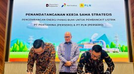 CEO Danantara, Rosan Roeslani, saat penandatanganan MoU kerja sama geothermal antara PLN dan Pertamina. (Dok. Danantara)
