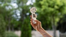 DJI Osmo Pocket 4P Pearl White Resmi Hadir di Pasar Global, Tawarkan Sentuhan Gaya yang Trendi bagi Kreator Sinematik di Seluruh Dunia